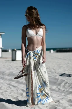Wild Sarongs / Pareos-Comete Sarong