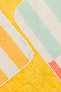 Sunnylife Towels / Beach Blankets-Le Weekend Beach Picnic Blanket