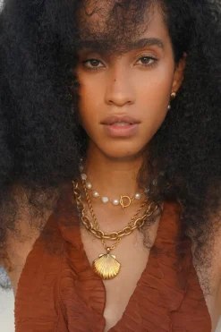Ellie Vail Jewelry-Natalia Oversized Shell Necklace